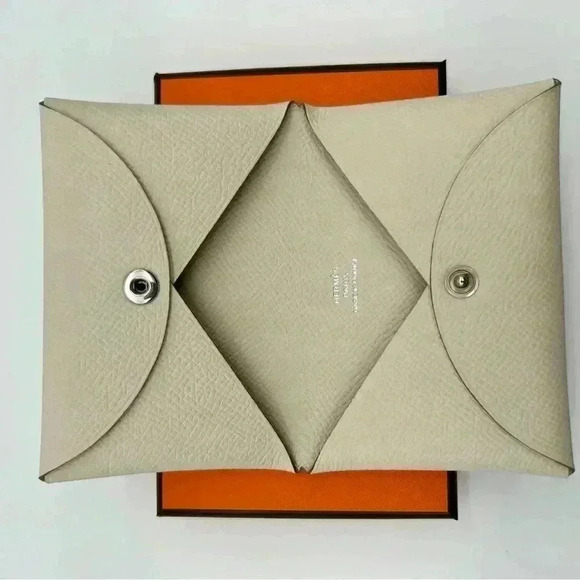 Hermes Calvi Card Holder coin purse Epsom off white Craie new in box - Picture 13 of 15